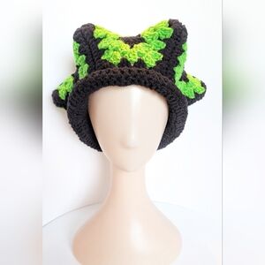 NEW, Crochet star crown beanie, handmade